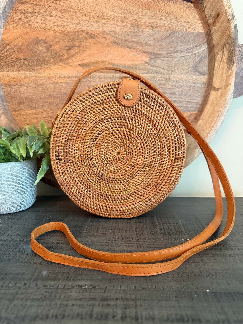 Round Rattan Crossbody Bag Woven Straw Boho Circle Purse Leather Strap